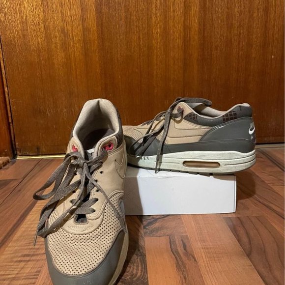 Rare Nike Air Max 1s! Best price you’ll find! Premium Chino Pink 2007 Size 9 men - Picture 3 of 4